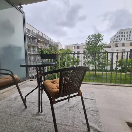 Your Next To Hirschgarten شقة